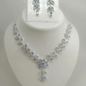Girls and women's artificial necklace and earrings set