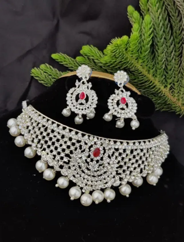 Fancy artificial necklace set