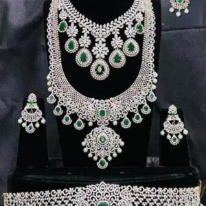 Fancy artificial jewellery set