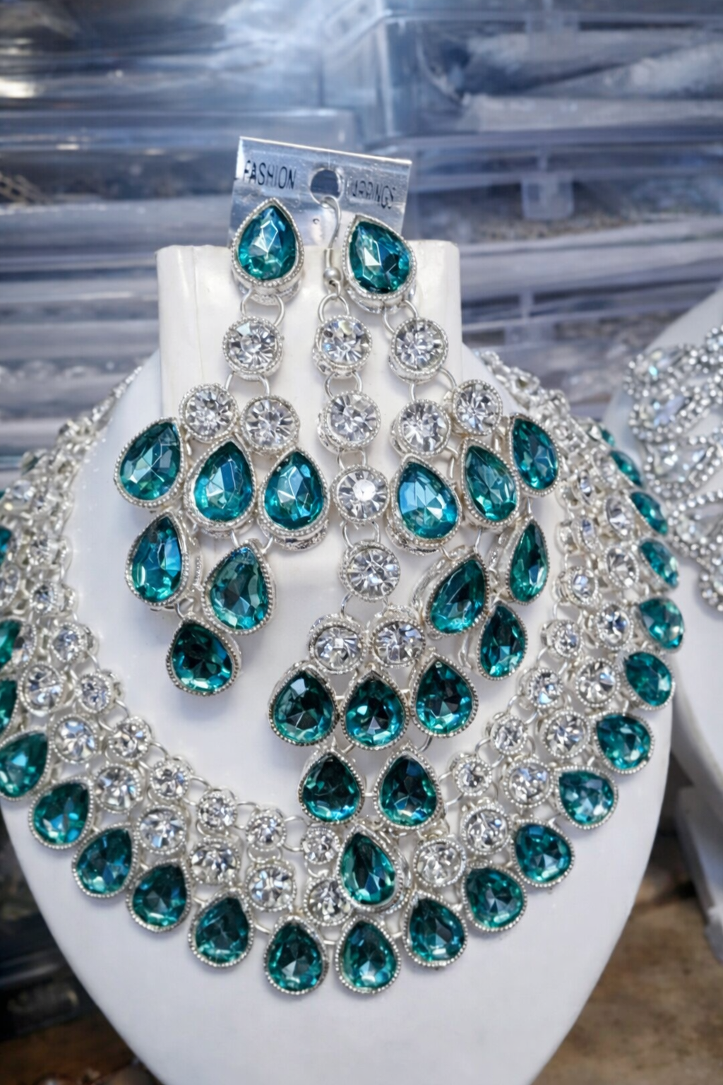 Unique artificial jewellery set for women and girls