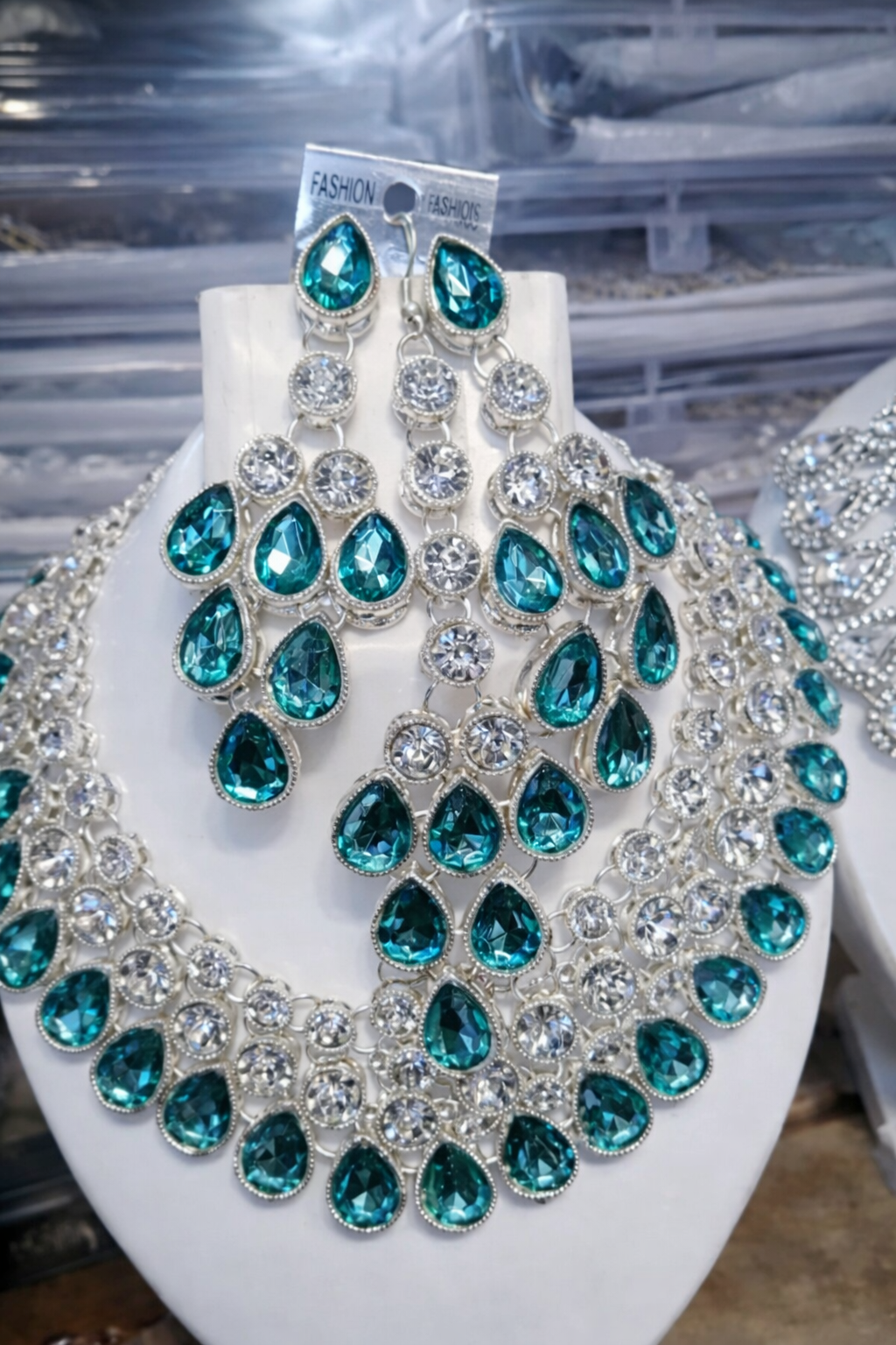 Unique artificial jewellery set for women and girls - Image 2